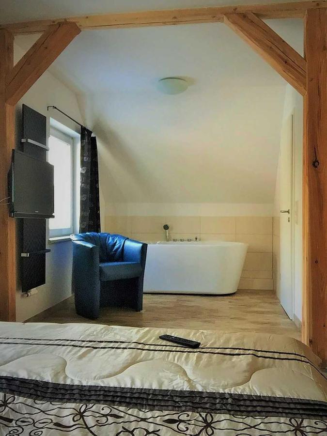 Waldmaries Ferienhaus 费尔德堡 外观 照片